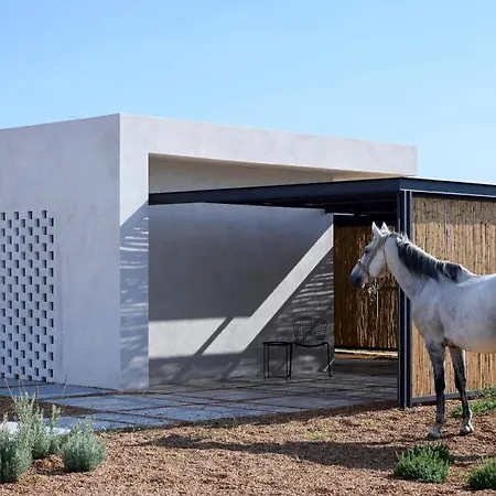 Bouca בית נופש