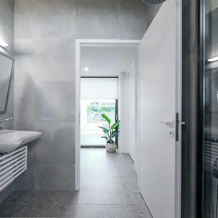 Bouca בית נופש